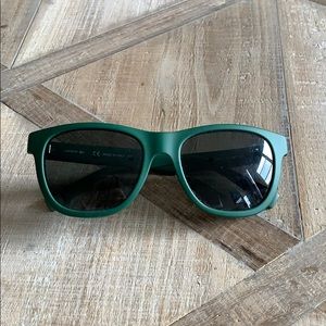 Lacoste LIKE NEW unisex green sunglasses